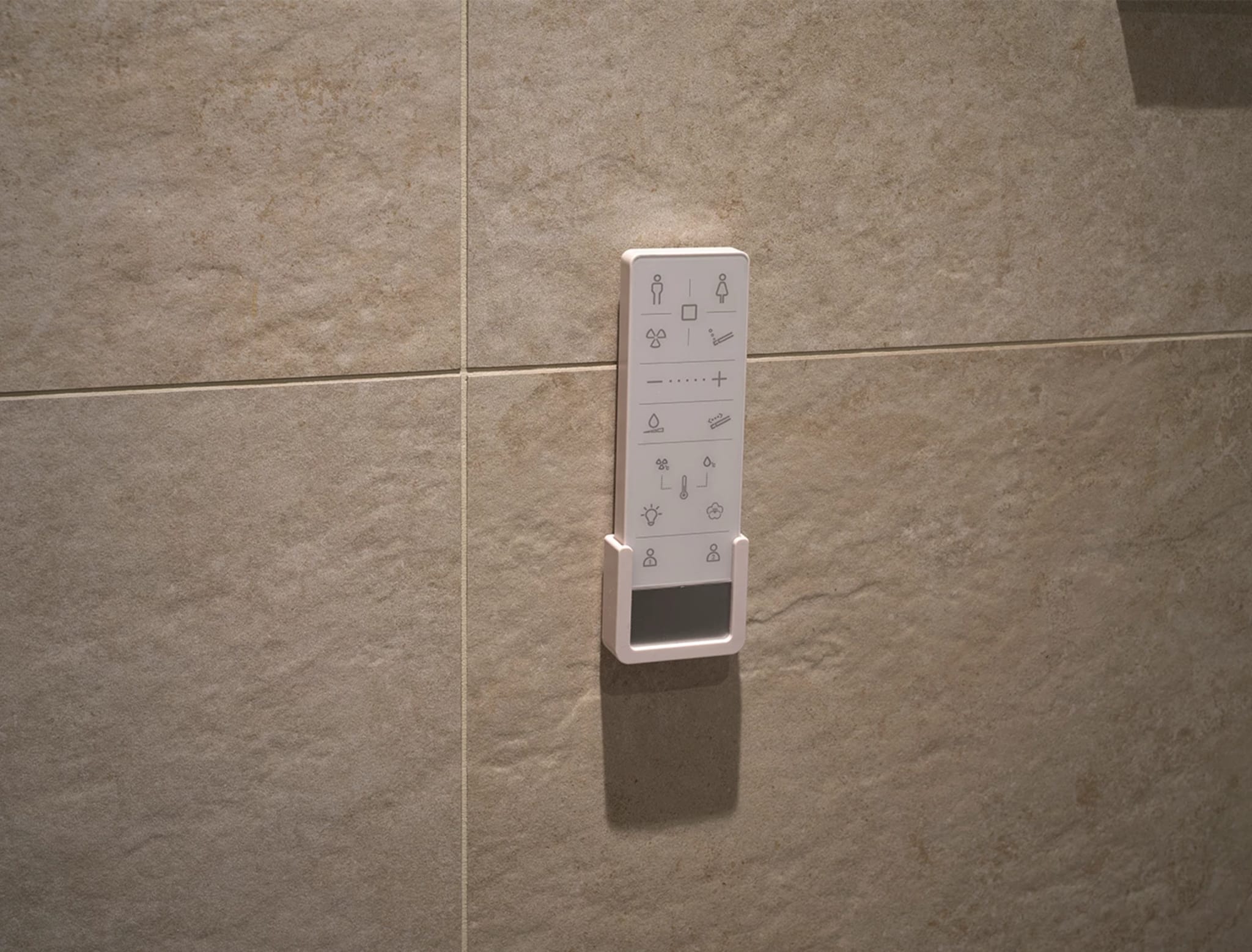 Douchetoilet met afstandsbediening in toilet Soft Nature