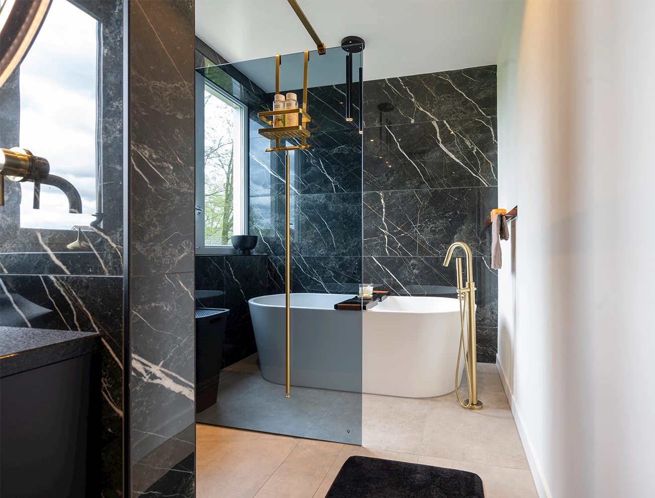 Luxe hotel chique badkamer