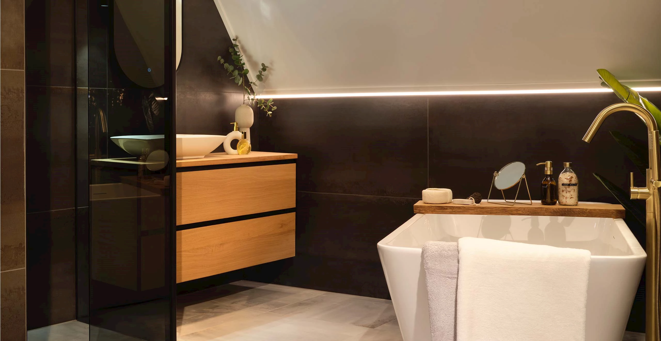 Zwart witte badkamers