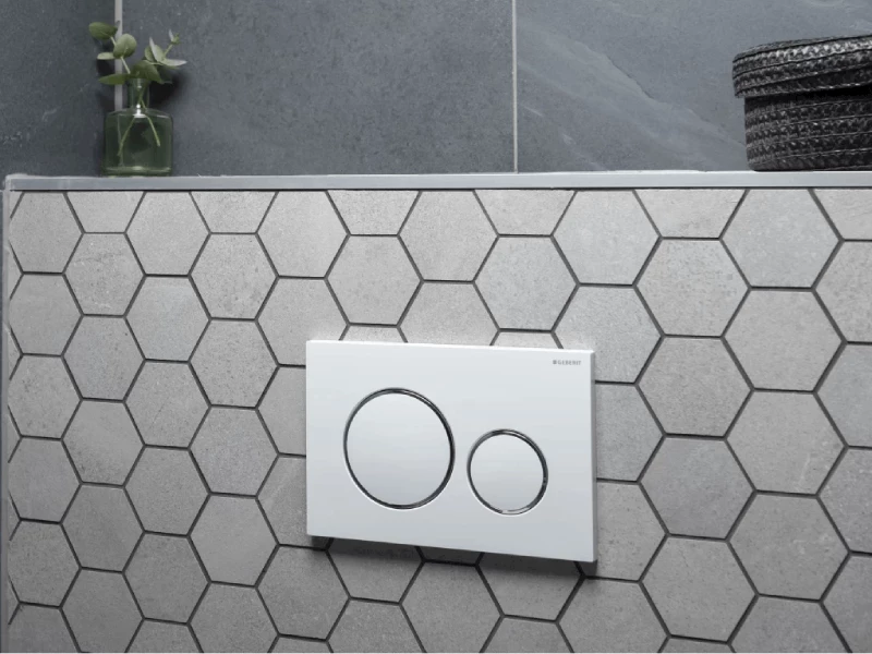 Wit drukpaneel toilet