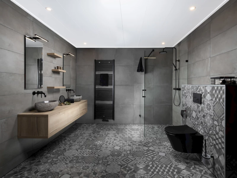 Zwarte accessoires badkamer