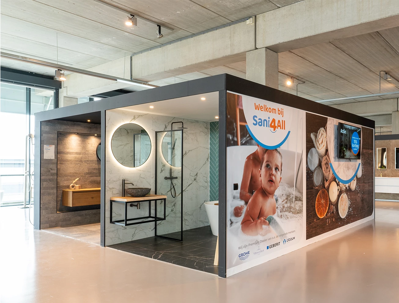 Marmerlook showroombadkamer