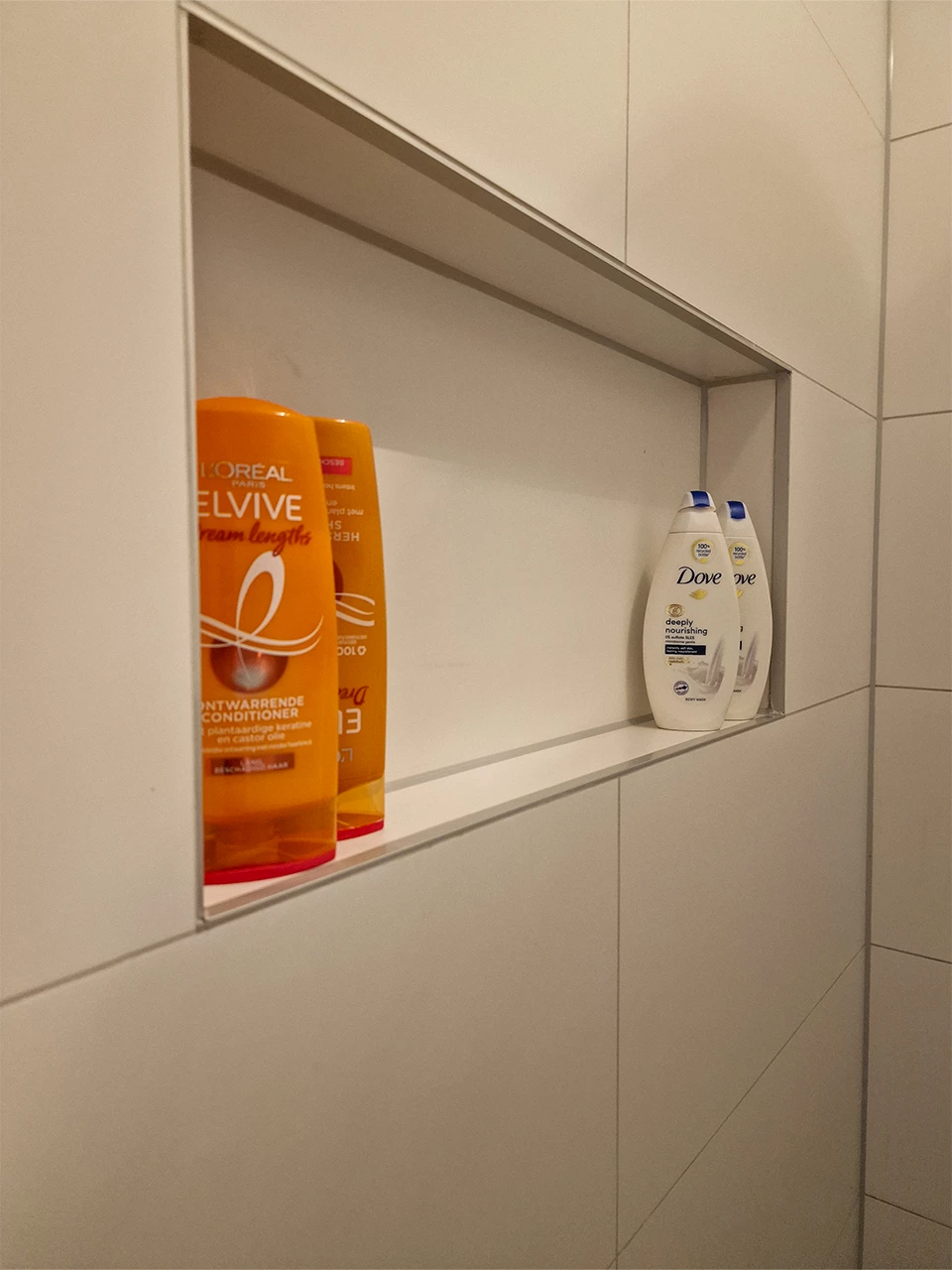 Nis in badkamer