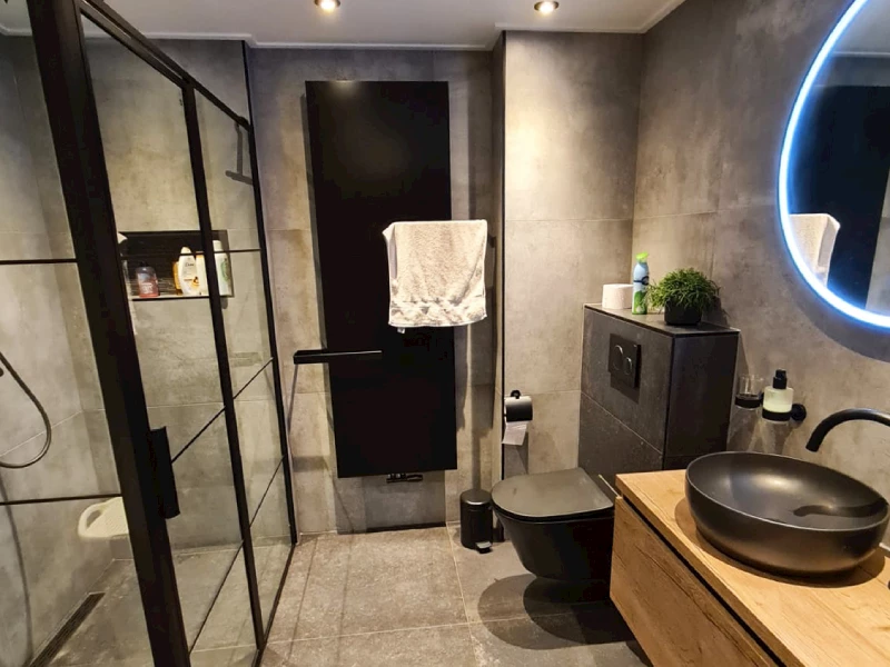 Betonlook badkamer Amerongen