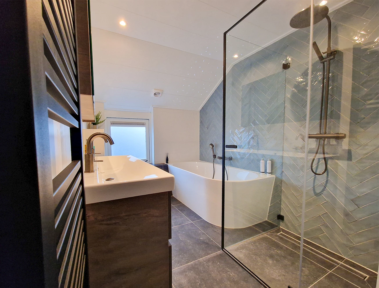 Vloertegels blauwe badkamer