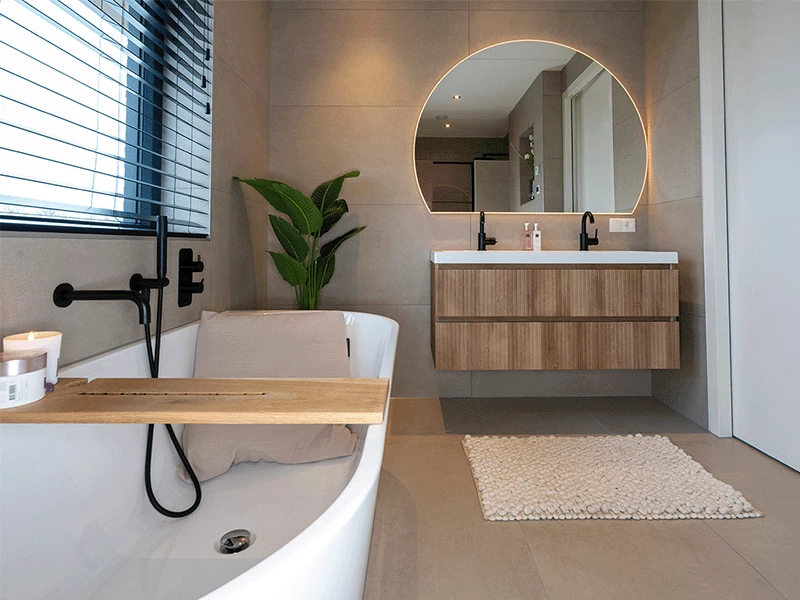 Badkamerspiegel met verlichting en verwarming