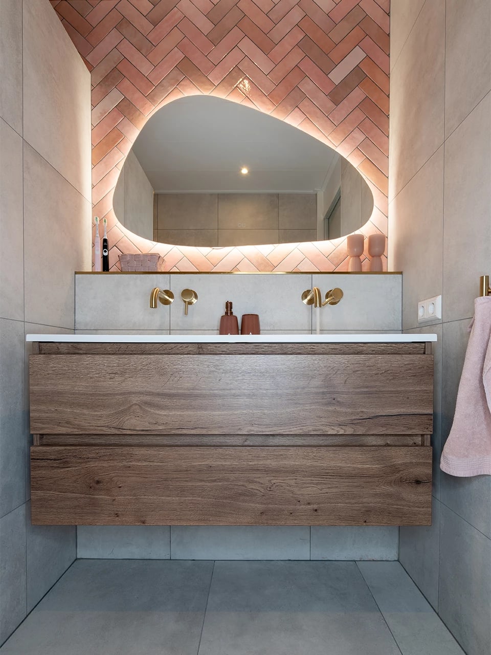 Luxe Badkamer Met Kleurrijke Touch Sani4All Luxe Badkamer Met Kleurrijke Touch Sani4All