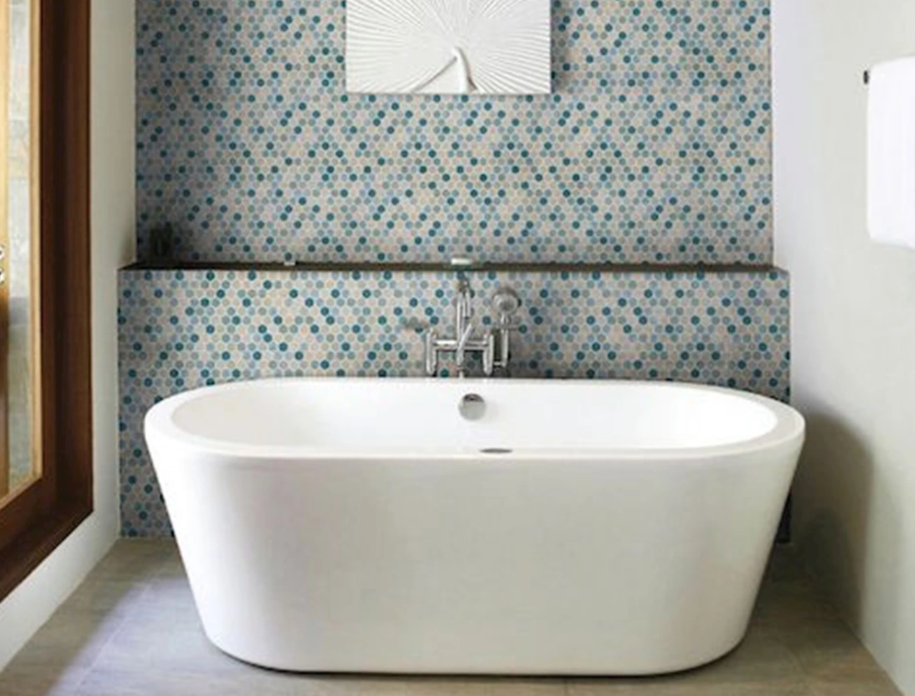 Badkamer met mozaïektegels