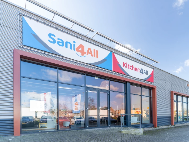 Buitenkant van de Sani4All winkel in Vianen