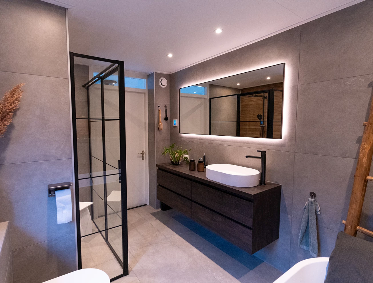 Betonlook tegels badkamer
