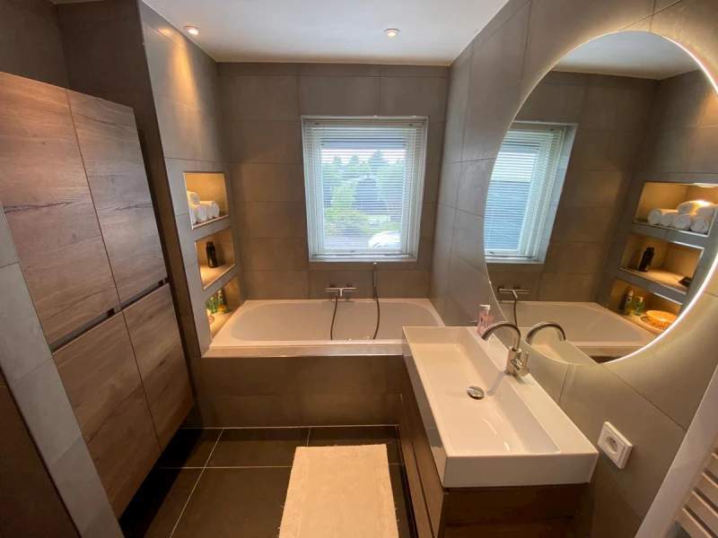 Moderne badkamer Barendrecht