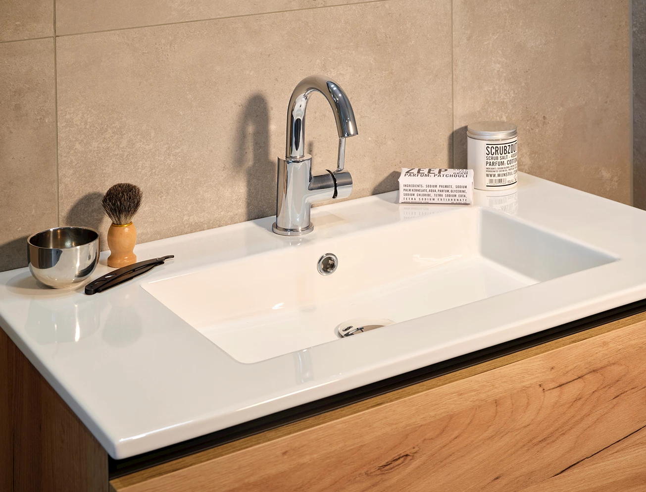 Chromen wastafelkraan