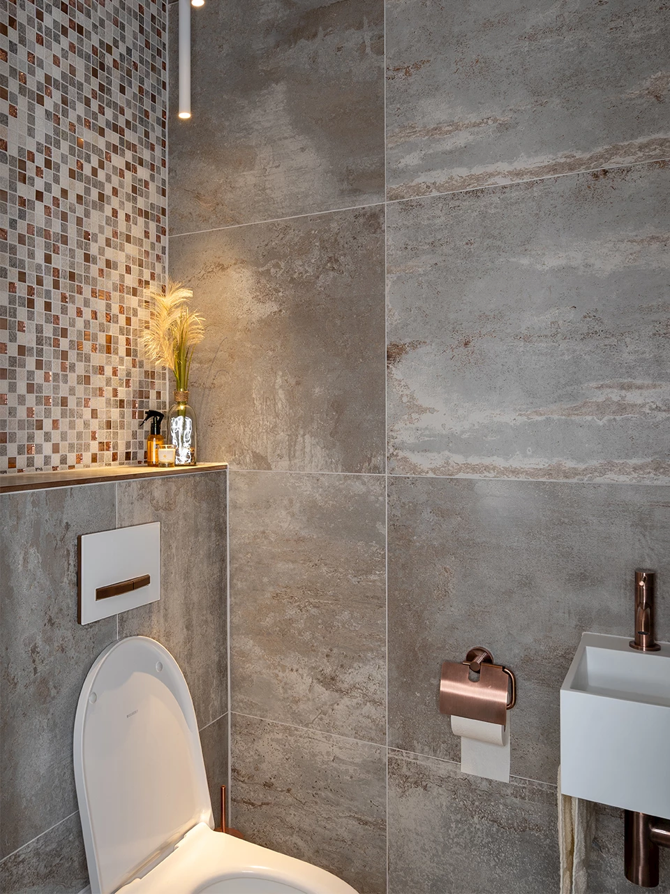 Mozaïektegels toiletruimte