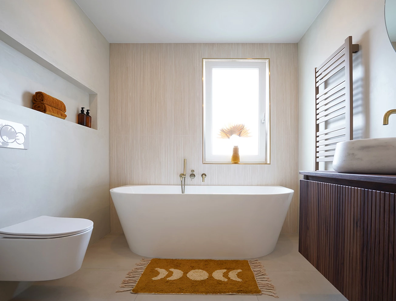 Bewegen in vierkante badkamer